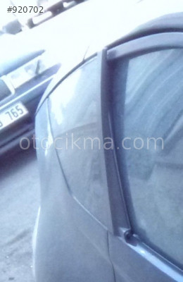 2010 HONDA CR-Z ORİJİNAL SAĞ KELEBEK CAMI.