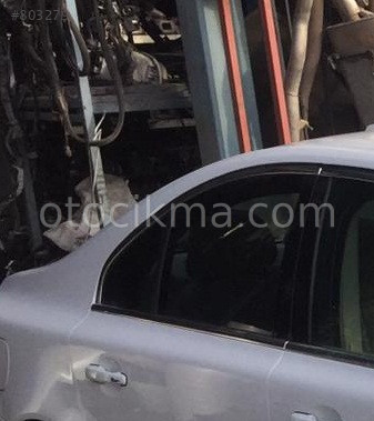 VOLVO S80 KOMPLE ÇIKMA SAĞ KAPI CAMI.