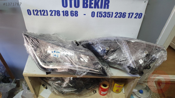 SEAT LEON SAG FAR SIFIR (KÖŞE LEDLİ) 2017