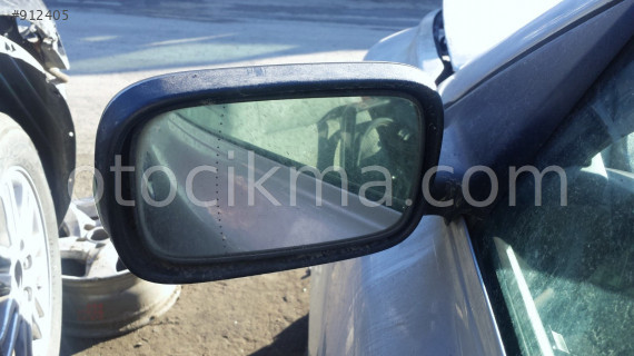 2005 VOLVO V50 ORİJİNAL DİKİZ AYNA CAMI.