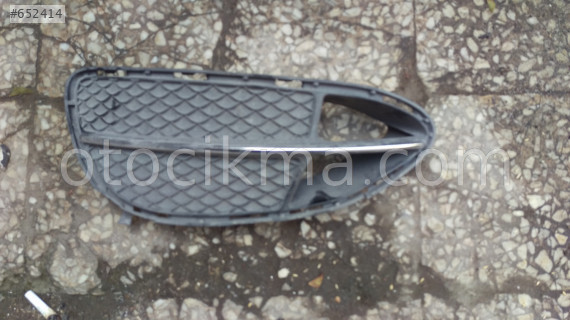 MERCEDES E- CLASS ÇIKMA SİS KAPAGI