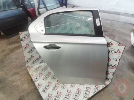 PEUGEOT 301 SAĞ ARKA KAPI