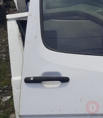 mercedes sprinter 309 çıkma sağ ön kapı kolu