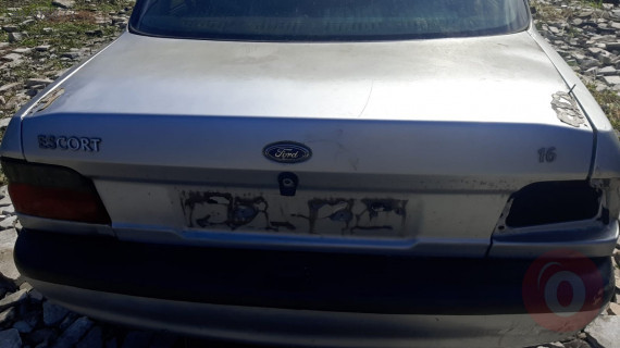 1997 model ford escort çıkma bagaj kapağı