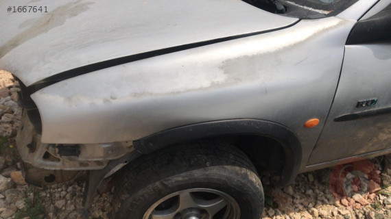 OPEL CORSA B SOL ÇAMURLUK. OTO ERKAN ÜNYE