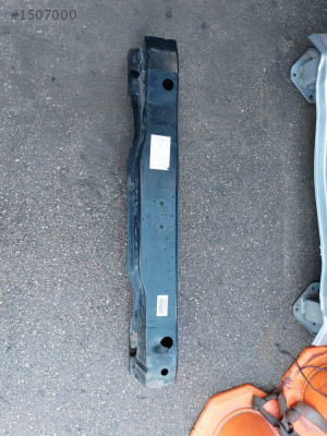 Fiat 500x arka tampon demir plastigi