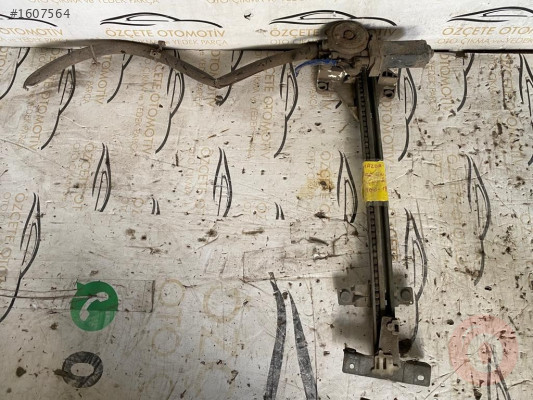 MAZDA 323 SAĞ ÖN KAPI CAM KRİKOSU ELEKTRİKLİ 1990-1995 MODEL