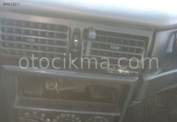 1996 model daewoo racer 1.5 çıkma üfleme ızgaraları