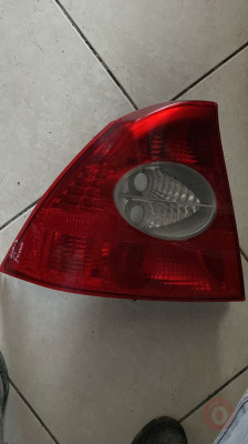 FORD FOCUS 2006 STOP