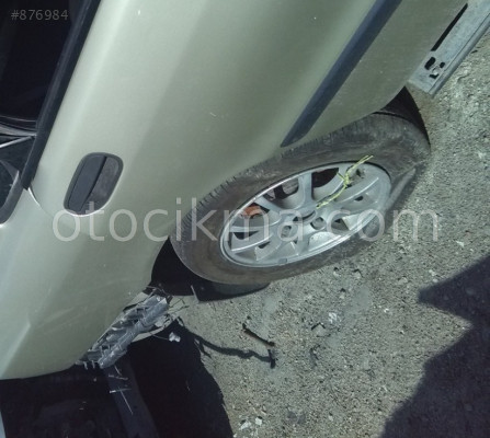 2001 VOLVO S40 HATASIZ SAĞ ARKA JANT LASTİK.