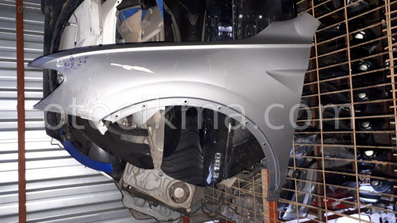 PASSAT B8 2014-18 ÖN SOL ÇAMURLUK