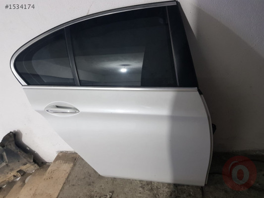 Bmw 520 F10 Sağ Arka Dolu Kapı Hatasız Orjinal Çıkma