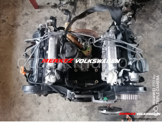 VOLKSWAGEN - PASSAT / AFB-AKN 2.5 V6 TDİ DİZEL KOMPLE MOTOR