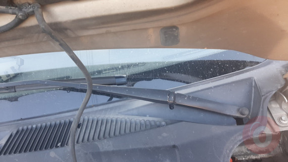 fiat doblo 1.3 euro4 çıkma sol yağmur silecek kolu