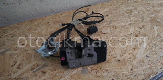 opel corsa c arka kapı kilidi