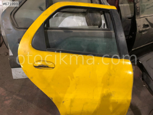 Albea sağ arka kapı