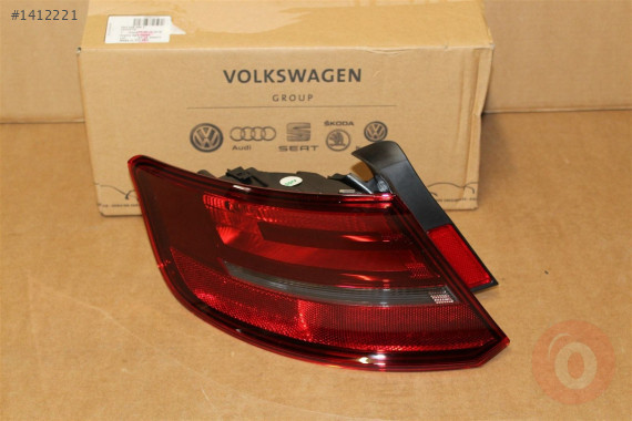 AUDİ A3 13-16 HB SOL ARKA DIŞ STOP LAMBASI 8V4945095C