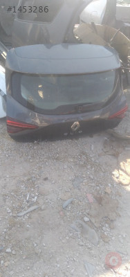 Renault clio 5 çıkma bagaj kapağı hatasız orjinal