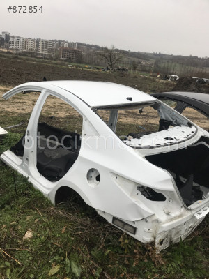 HYUNDAİ ACCENT BLUE KESME SOL ARKA ÇAMURLUK GÜÇMANLAR OTO