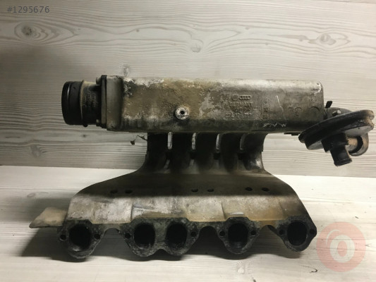 Volkswagen T4 2.4 TDI emme manifoldu 074129713