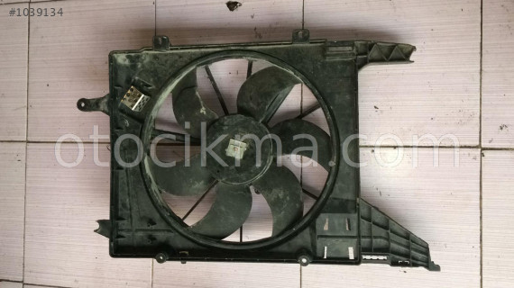 renault scenic 1 çıkma fan