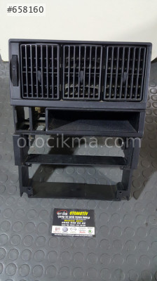 AUDİ 80 1986-1991 ORTA KONSOL PARÇALARI SÖKME HATASIZ