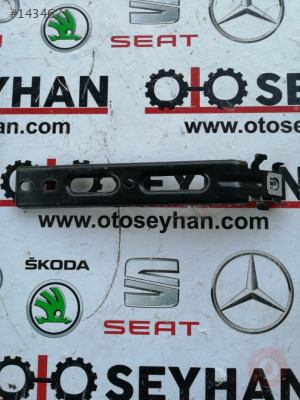 8V0880353B audi a3 2019 tesisat tutucu