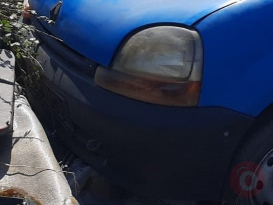 2002 Renault kangoo express 1.9 çıkma ön tampon