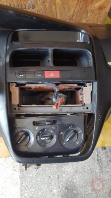 Fiat Linea Teyp Çerçevesi Hatasız Orjinal Çıkma