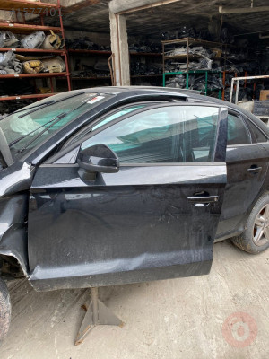 audi a3 sedan 2020 sol ön kapı