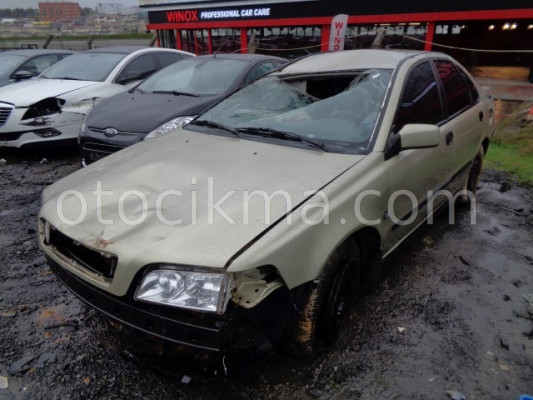2001 model volvo s40 kesme ön kasa.