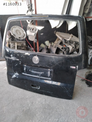 Volkswagen transporter çıkma t5 bagaj kapağı hasarlı