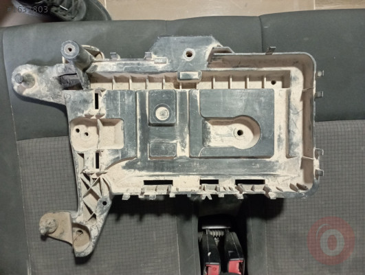 VOLKSWAGEN GOLF AKÜ TUTACAĞI