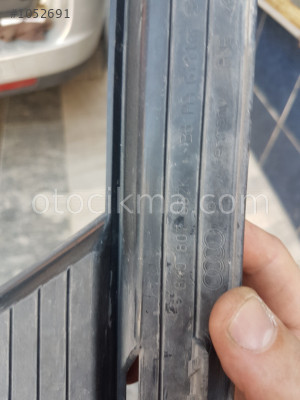 15 AUDİ A4 SAG SIS KAPAGI OTOBEKİR