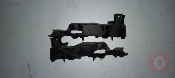 4G0807284 - Audi A6 Sağ-Sol Ön Tampon Braketi Orjinal Çıkma