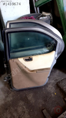 Chrysler Stratus Sağ Arka Kapı Dolu Çıkma