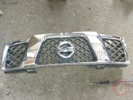 nissan navara ön panjur ÇELİKLER OTO ÇIKMA