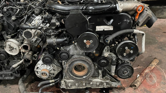 VOLKSWAGEN TOUAREG 3.0TDİ KOMPLE MOTOR ÇIKMA