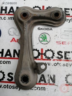 Toyota corolla 2008 sağ travers destek demiri