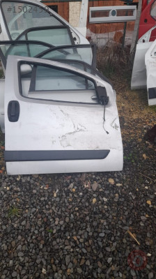 FİAT FİORİNO SAĞ ÖN KAPI.OTO ÇIKMA