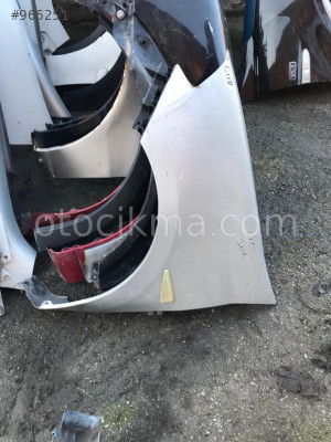 RENAULT CLİO SOL ÖN ÇAMURLUK GÜÇMANLAR OTO