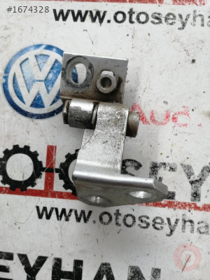 Volkswagen golf 5 sağ arka kapı üst menteşesi
