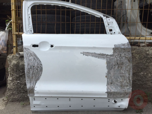 Ford Kuga sağ ön kapı