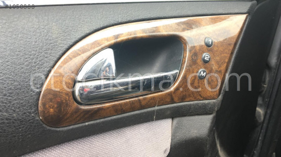 peugeot 607 çıkma sol ön kapı kolçağı