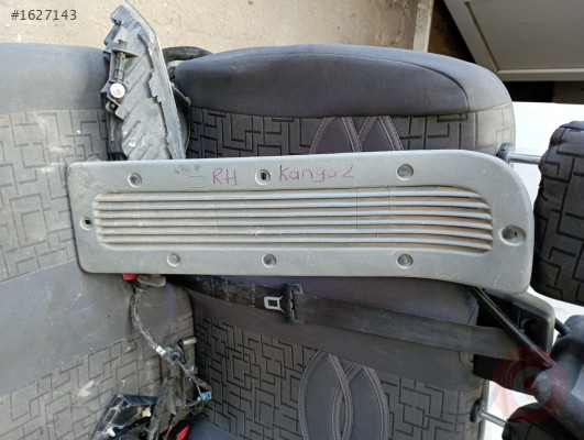 RENAULT KANGO BAĞAC İÇ KAPLAMA.8200096032..SAĞ