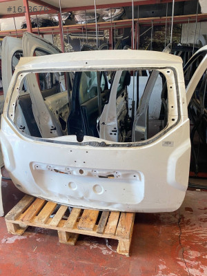 DACIA DUSTER ORİJINAL ÇİKMA ARKA BAGAJ KAPİSI GÜL OTO