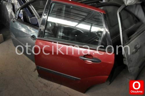 ÇIKMA HATASIZ DOLU FORD FOCUS SOL ARKA KAPI