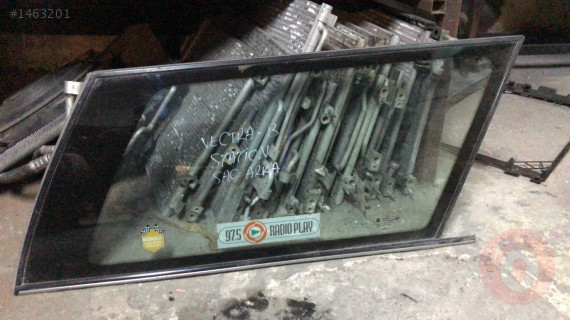 Opel Vectra b Station wagon sağ arka kelebek camı çıkma 90464380
