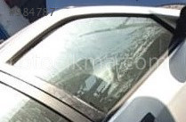 1998 model peugeot 306 1.8 benzinli çıkma sağ ön kapı camı