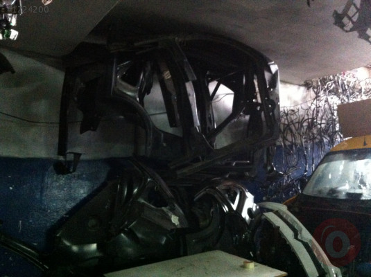 CITROEN C5  2011 MODEL SOL ARKA ÇAMURLUK